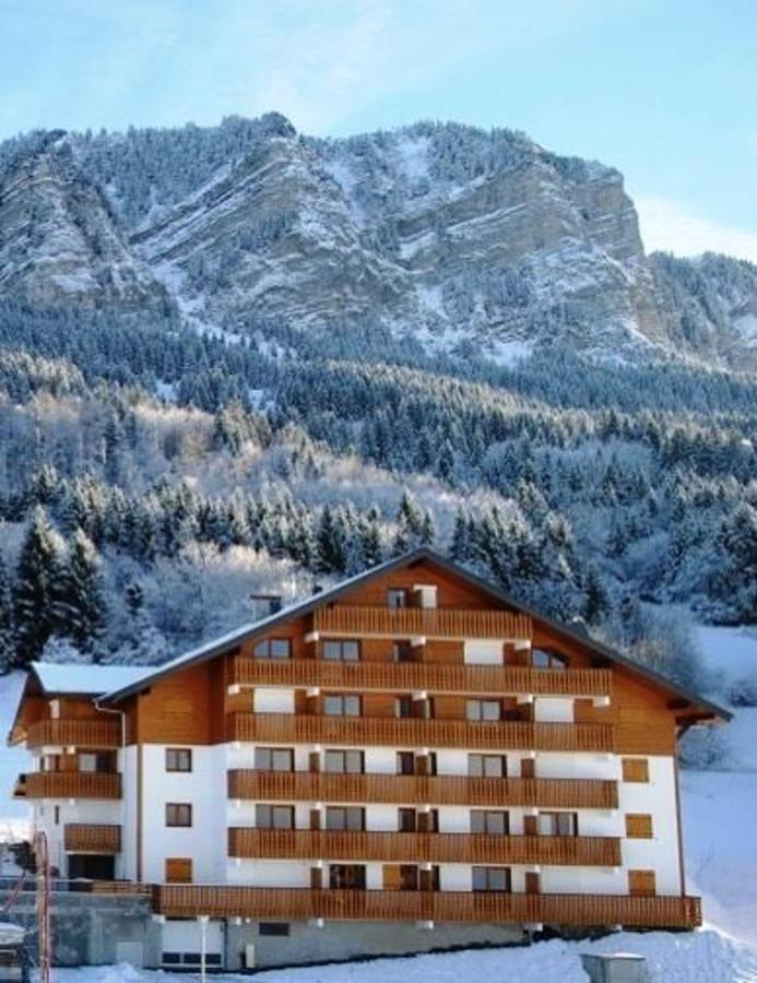 Appartement Confortable A Thollon-Les-Memises Avec Vue Luaran gambar